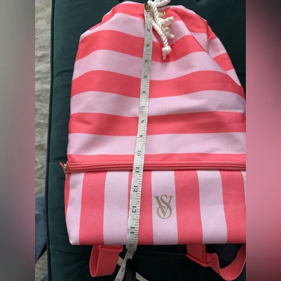 Victoria\'s Secret Beach Cooler backpack summer 2025 NWT Victoria main image 3